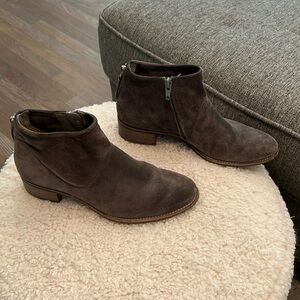 Paul Green Grey Suede flat heeled ankle boots